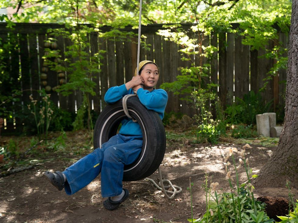 Hong Chau in Showing Up