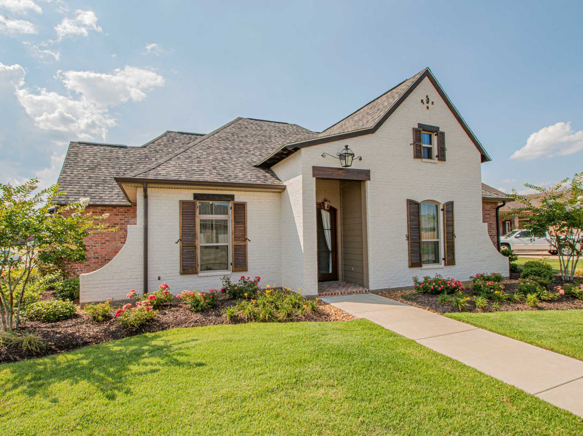 house in neighborhood