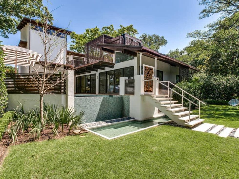 Houzz Dallas house home sunroom Highland Park exterior