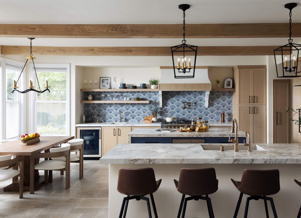 Houzz Fall 2025 design trends, statement countertops and backsplashes