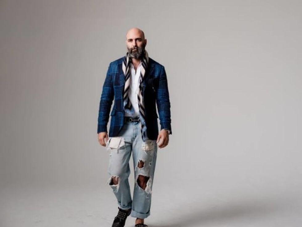 Behind the scenes at a photo shoot with 6 Dallas style authorities