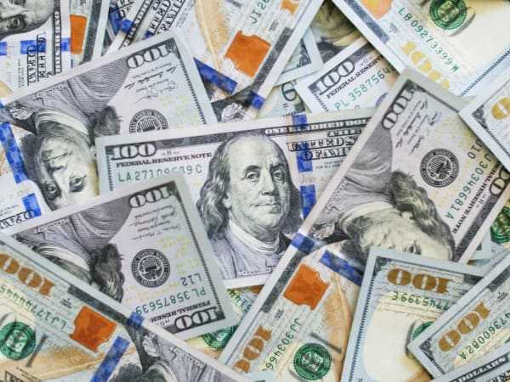 Income study, hundred dollar bills