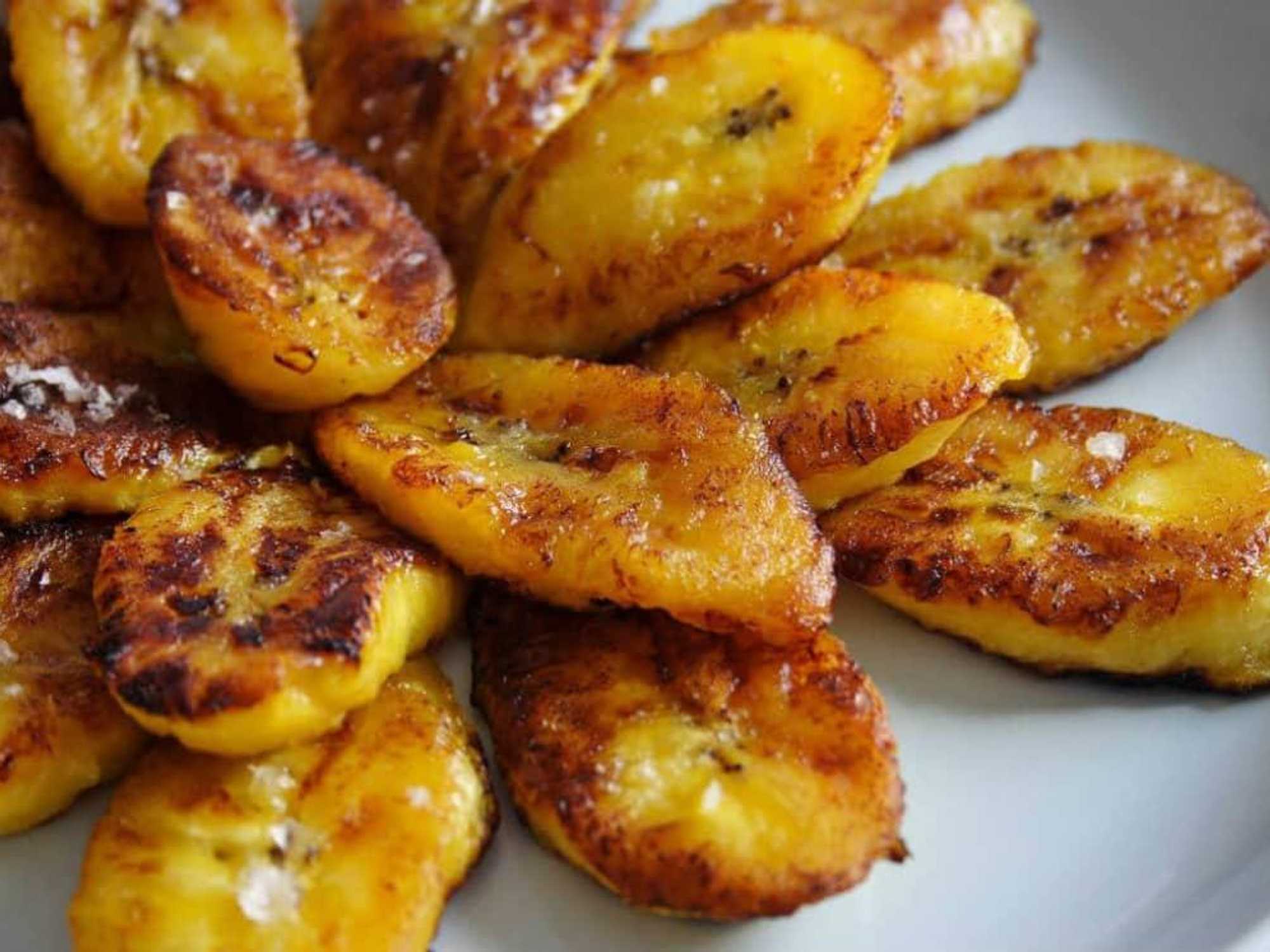 Island Spot, plantains