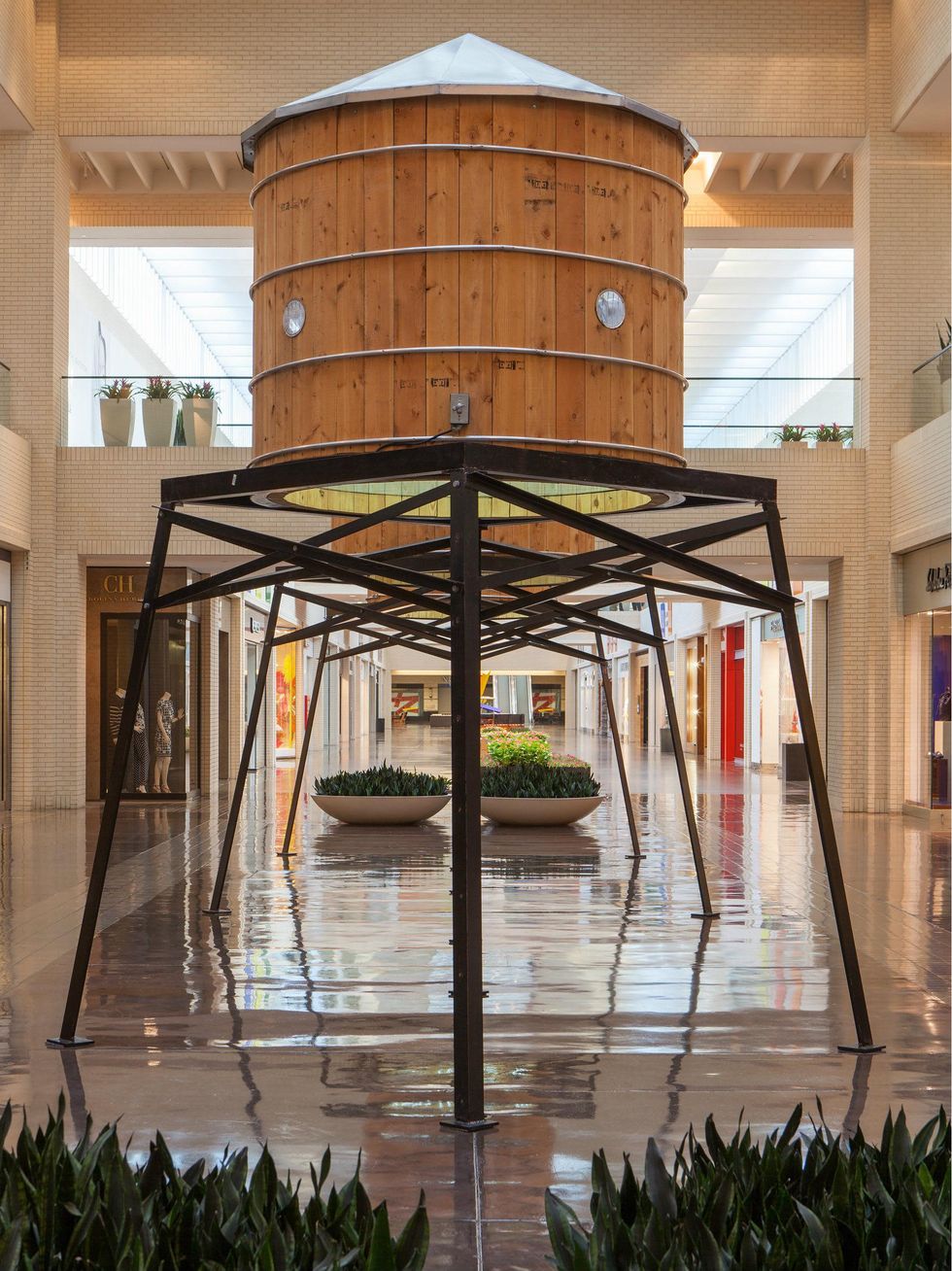 Ivan Navarro art installation