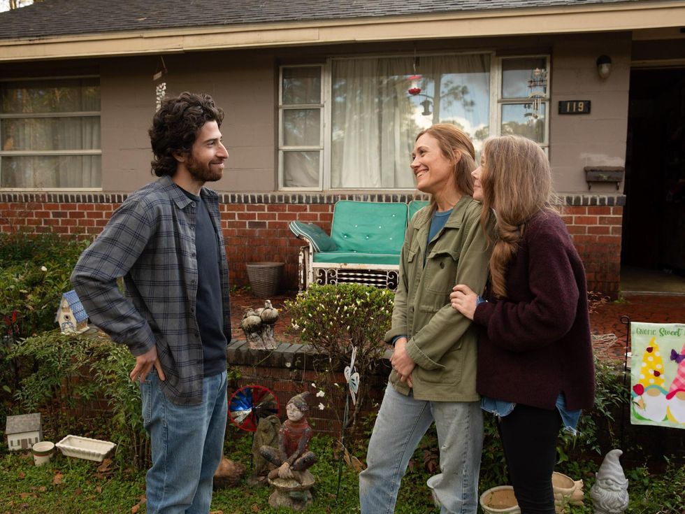 Jake Hoffman, Schuyler Fisk, and Sissy Spacek in Sam & Kate
