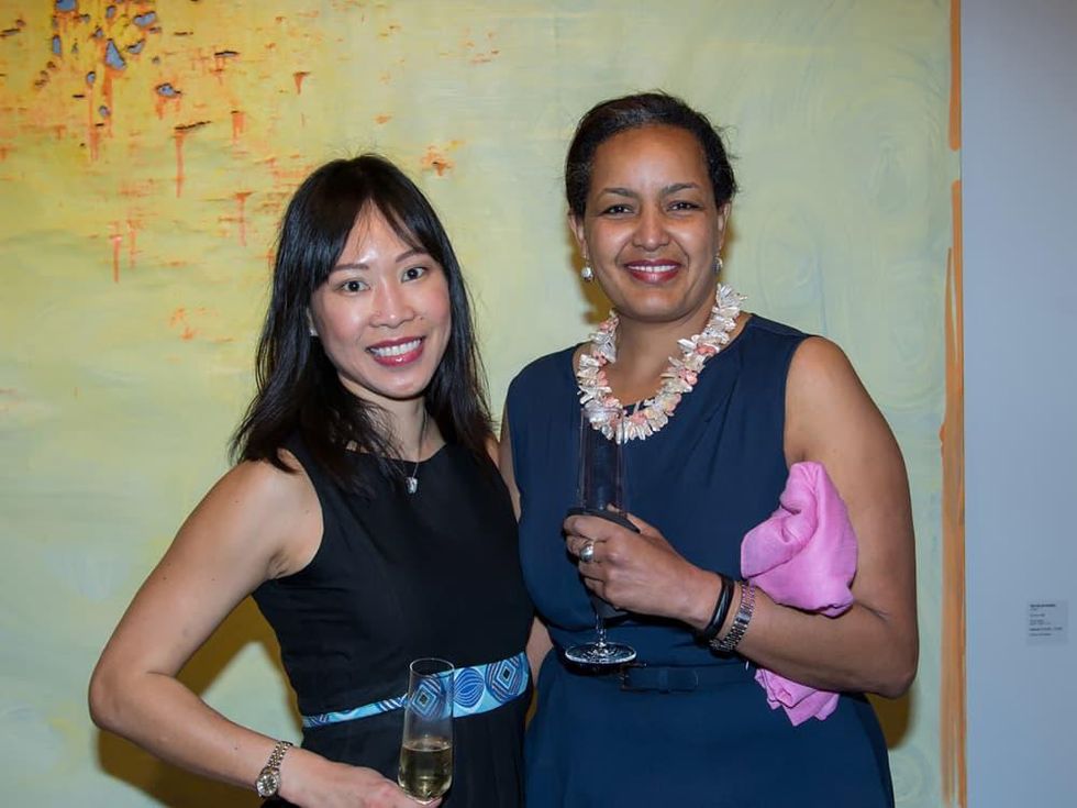 Jayne Tan, Sewit Bocresion