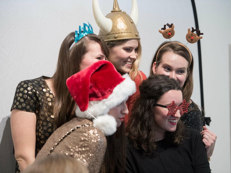 Jennifer Shepard, Liz Bola, Samantha Robinson, Elisabeth Seyerl, Laura Sevelis, DMA Junior Associates Holiday Party