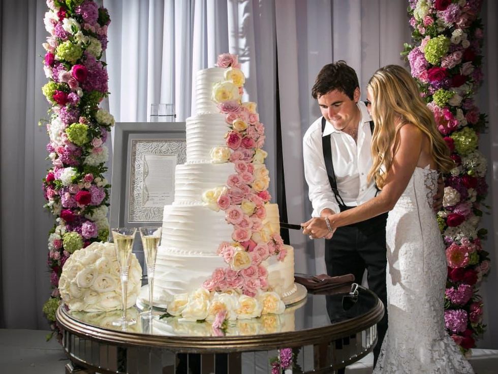 Jess and Alex Prescott Wedding, cake