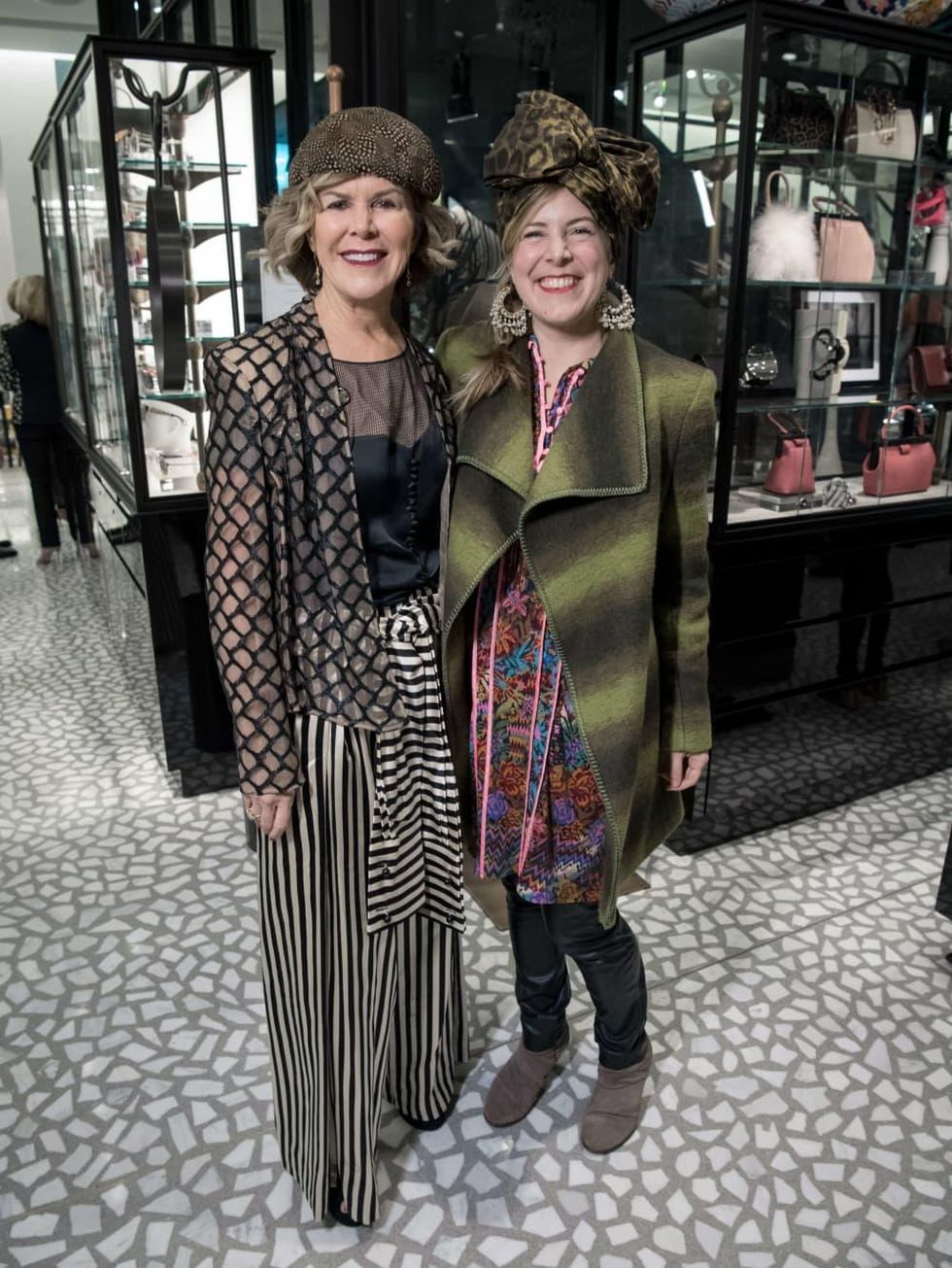 Joan Doering, Cassie MacGregor