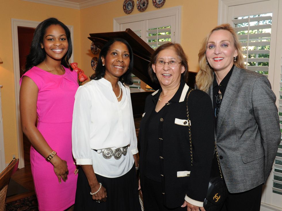 Joleesia Berry, Lola Chriss, Anna Maria Farias, Melissa Tonn