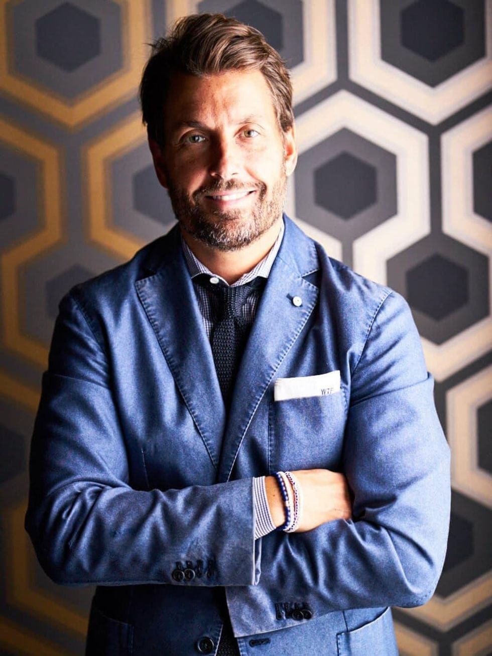 josh madans, portrait