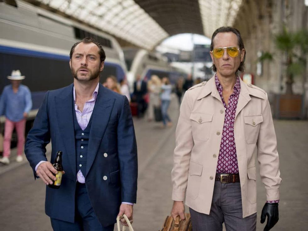 Jude Law and Richard E. Grant in Dom Hemingway