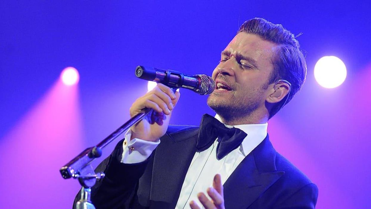 Justin Timberlake singing May 2013