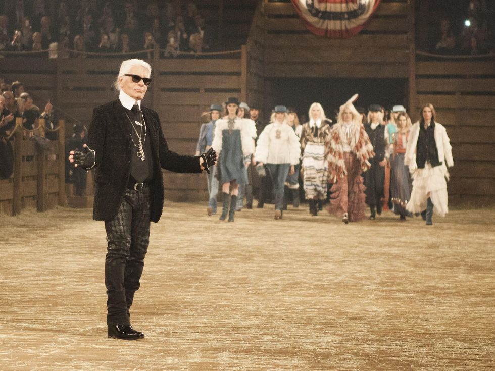 Chanel Metiers d'Art: Inside Karl Lagerfeld's celebrity-filled Texas  fashion spectacle - CultureMap Dallas