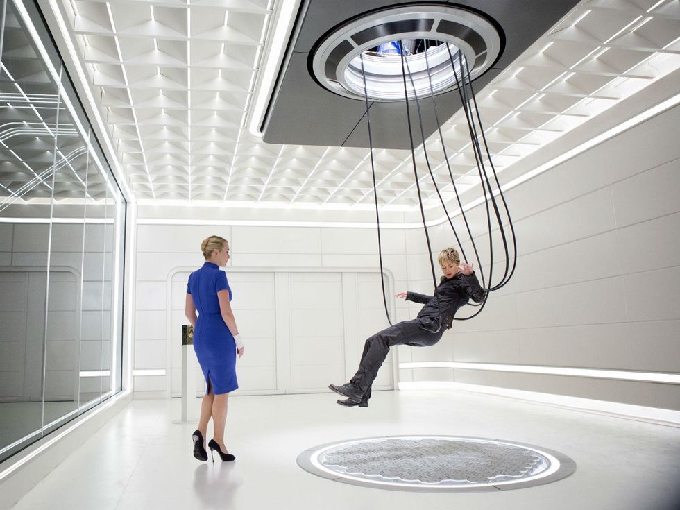 Kate Winslet and Shailene Woodley in Insurgent
