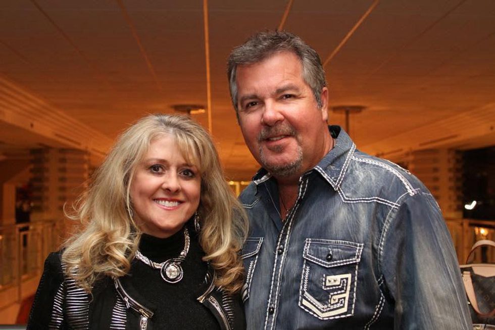 Kellie Serrault, Greg Serrault