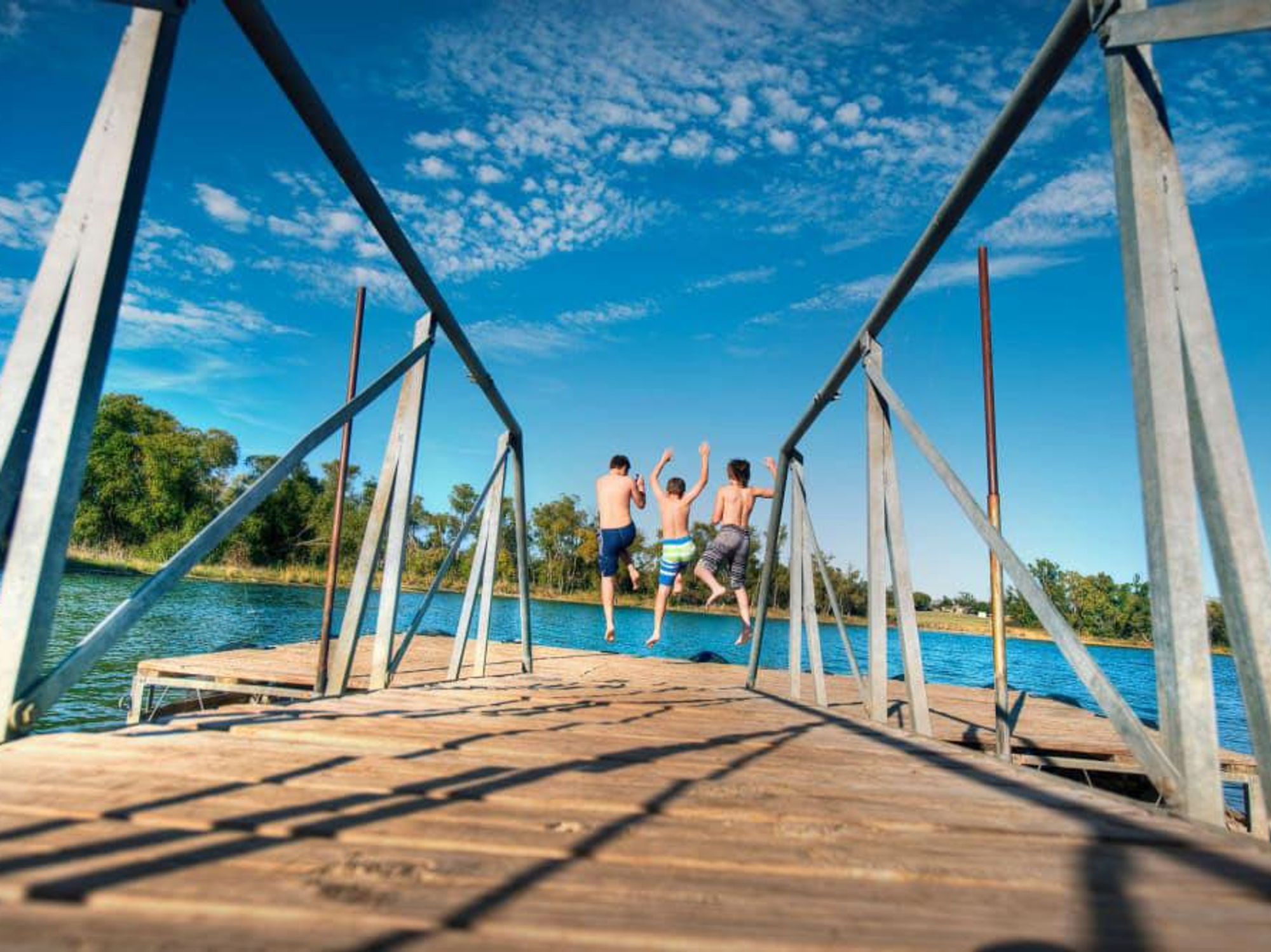 kids at joe pool lake