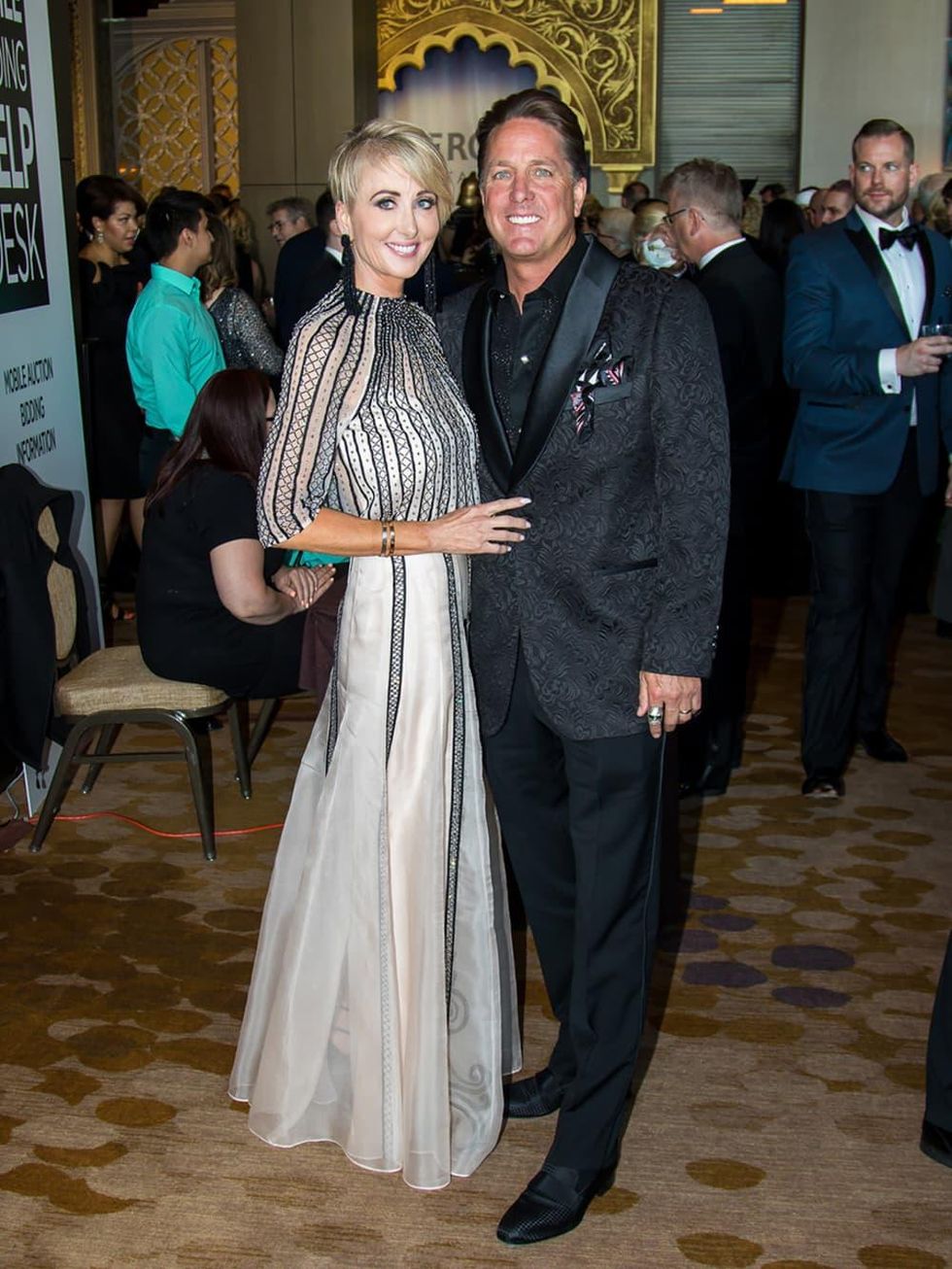 Kimberly Collins, Dennis Collins