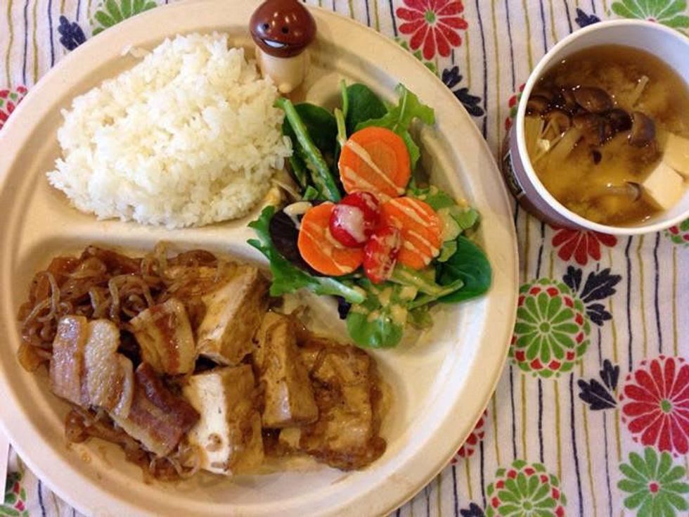 Kinoko, pork and tofu