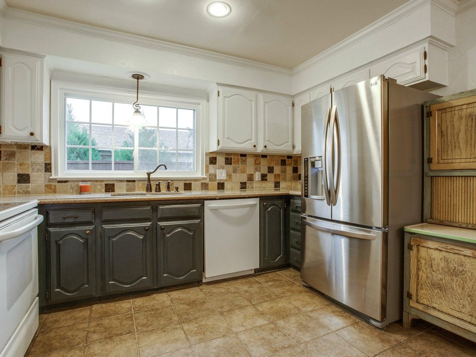 Kitchen at 1500 Stoneham Place in Richardson