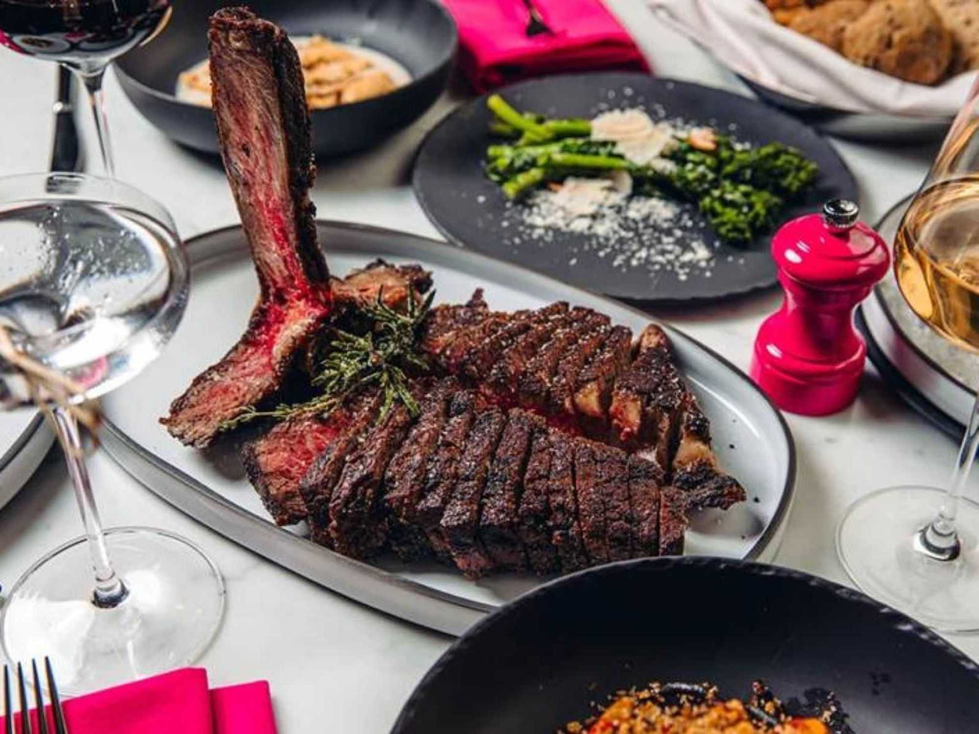 Knife Italian Steak
