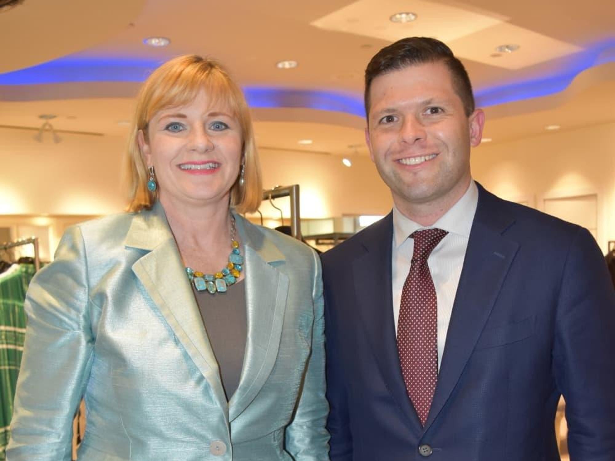 Kom Noltemy, James Leffler