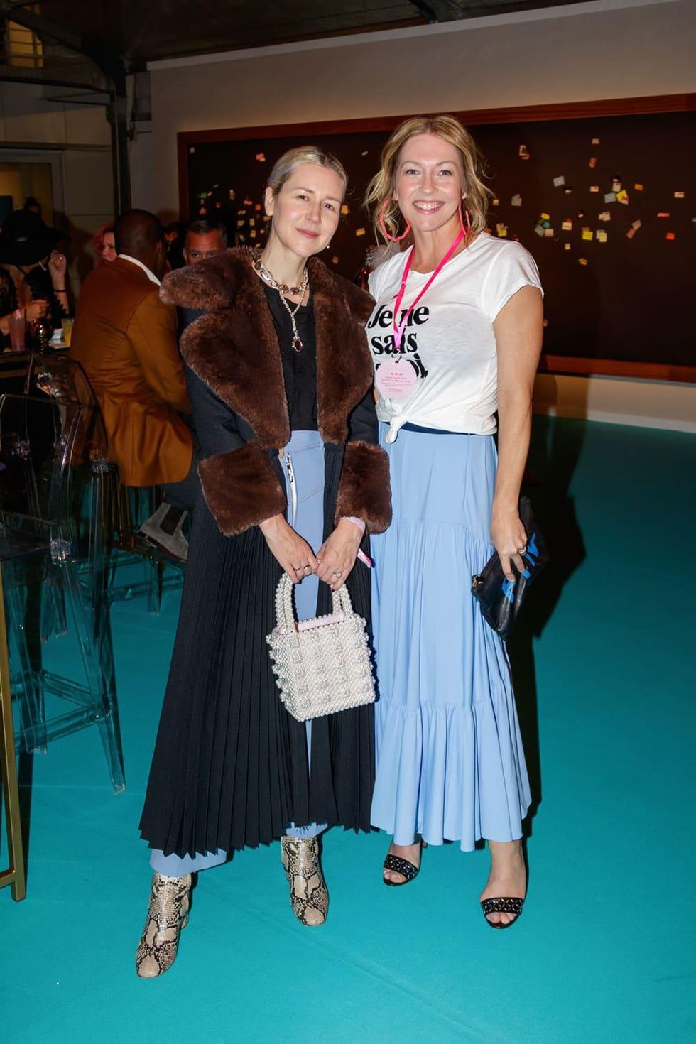 Kristen Cole, Jeny Bania