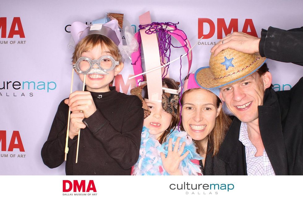 late night dma, dma friends, photomadic