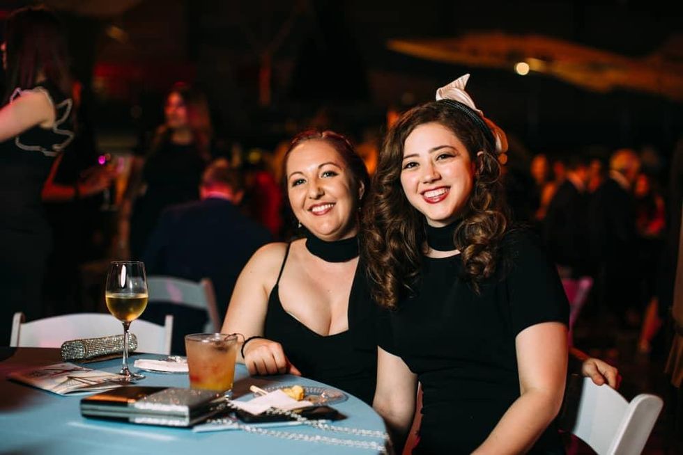 Laura Arnott, Alicia Imel