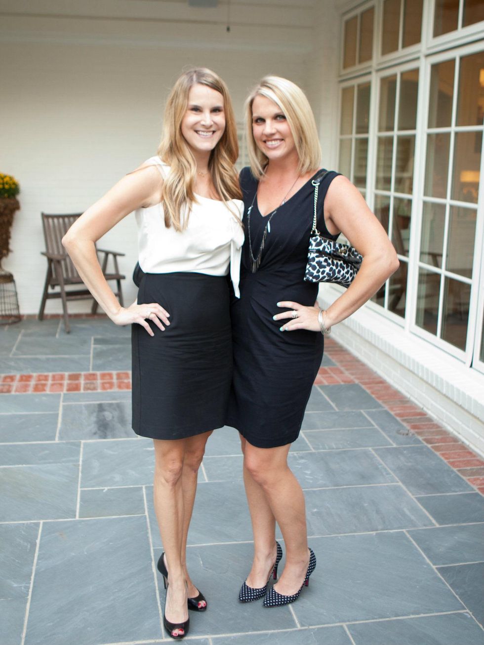 Laura Oslick, Jessica Cavett