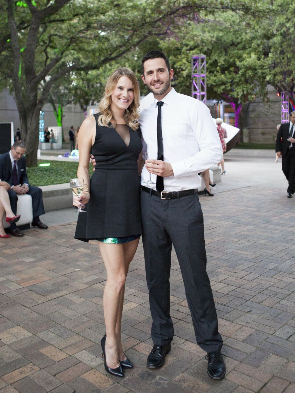 Laura oslick, Marcus ozuna, affair of the art