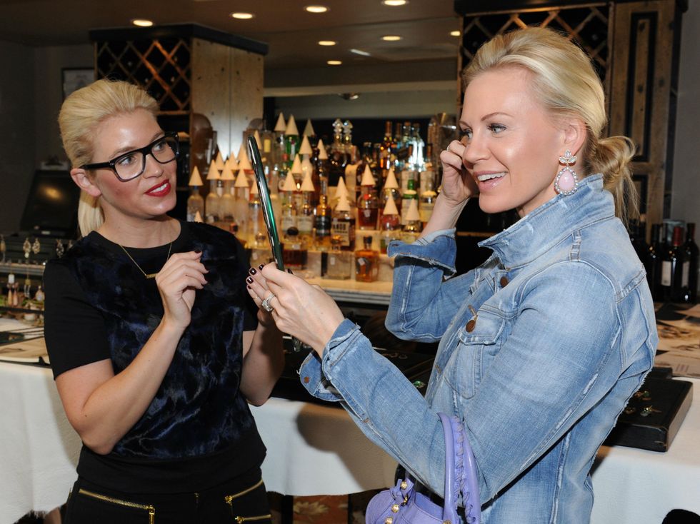 Lauren Havens, Cate Ford