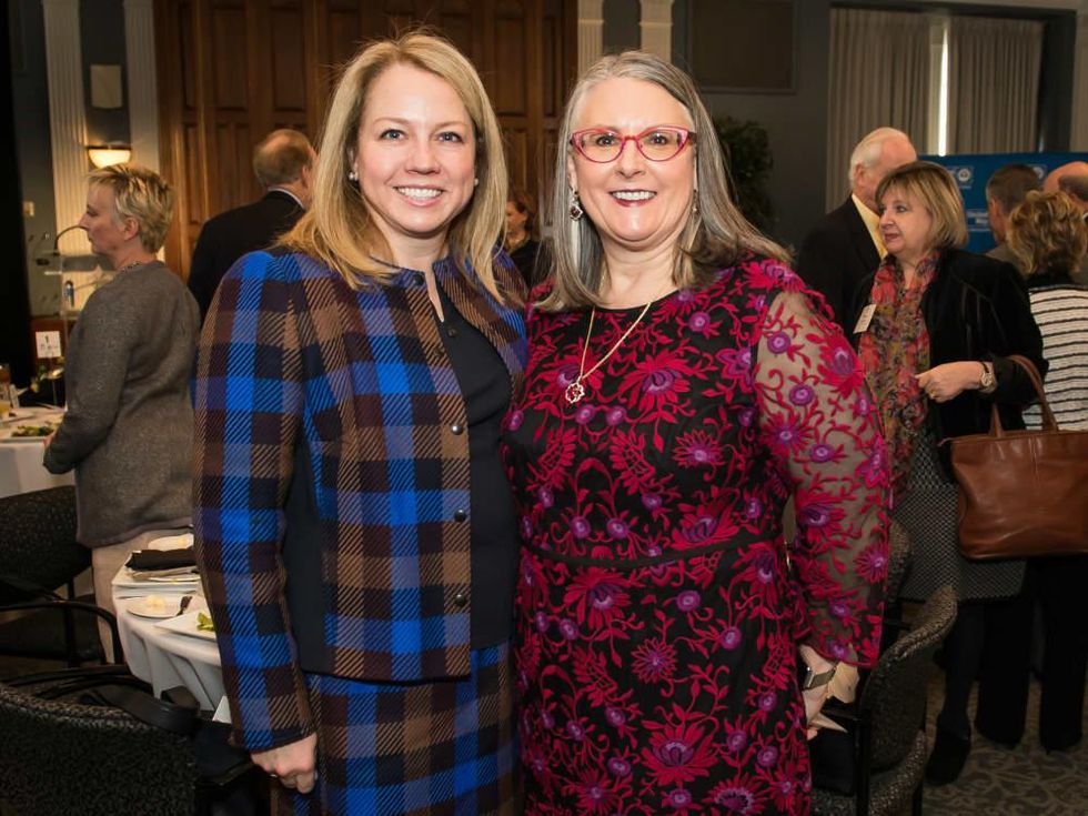 Lauren Reed, Cindy Malone