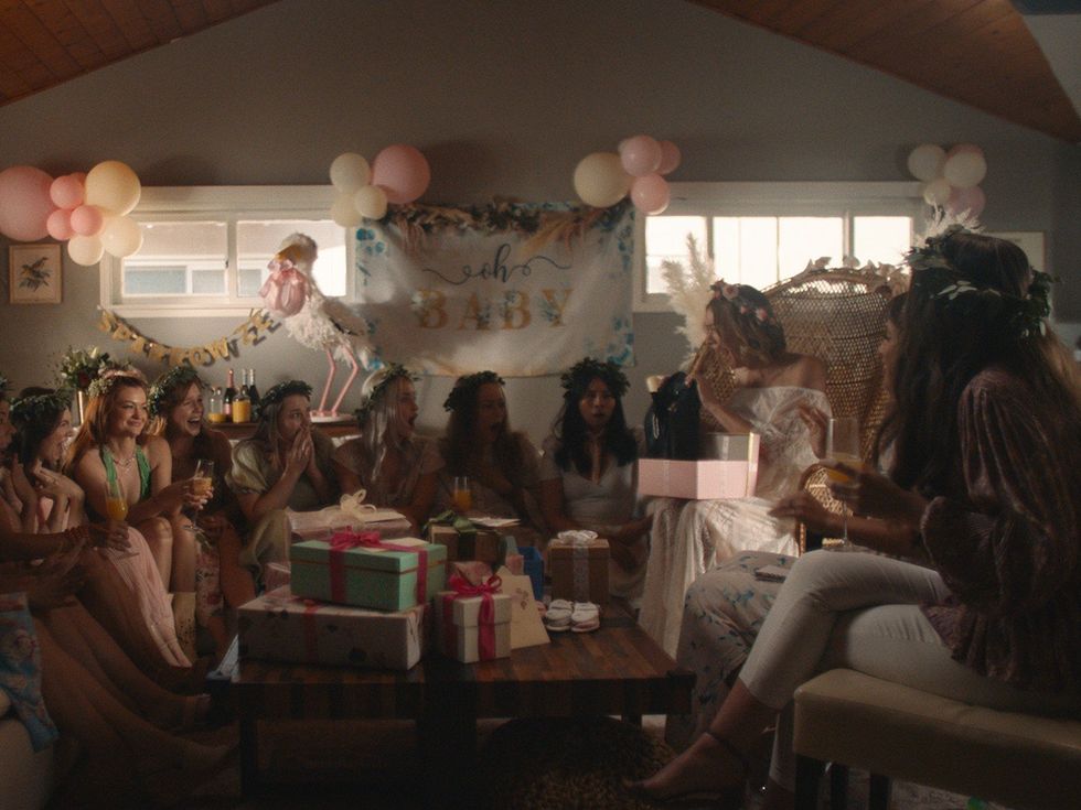 Leah McKendrick and cast of in Scrambled