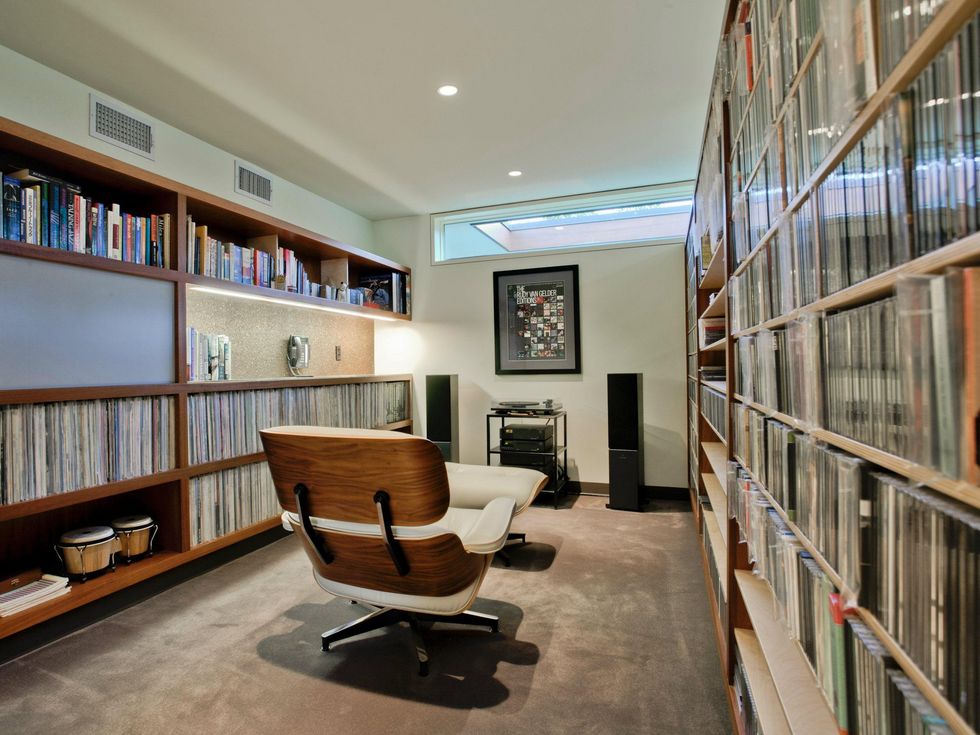 Library at 4755 Chapel Hill Rd. in Dallas