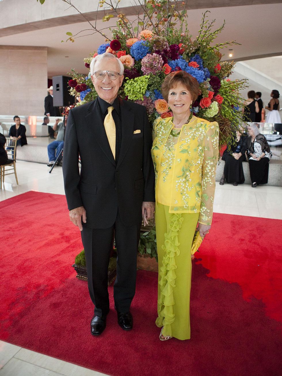 Linda Hart, Mitch Hart, DSO