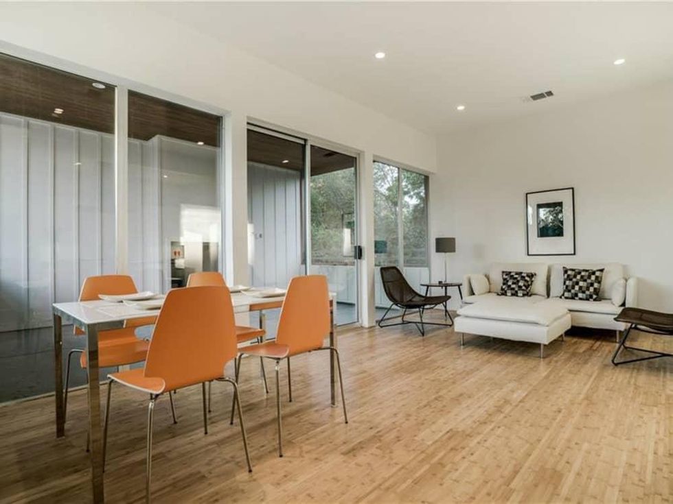 Living and dining room at 4401 Roseland Ave. Unit B in Dallas
