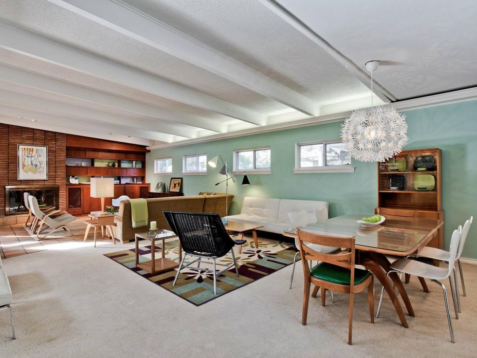 Living dining area at 11023 Pinocchio Dr. in Dallas