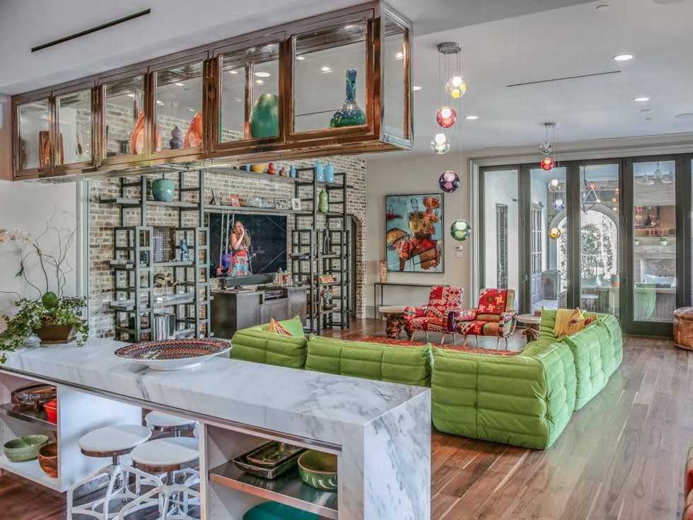 Living room at 10179 Brook Hollow Court in Dallas