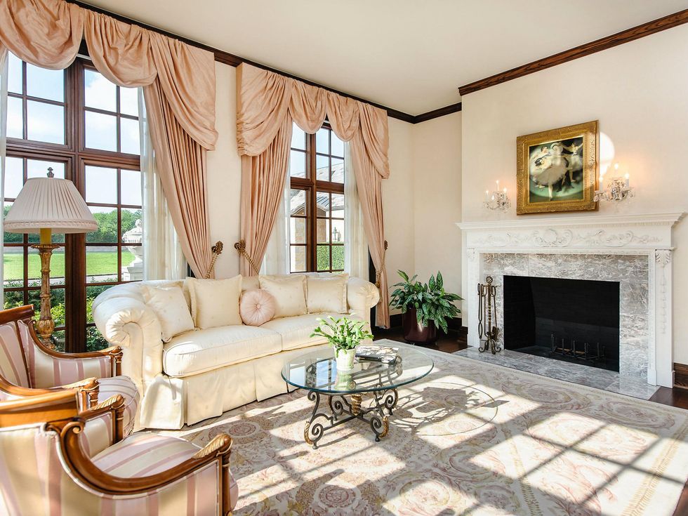 Living room at 10770 Inwood Rd. in Dallas