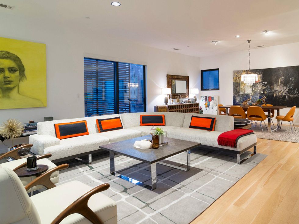 Living room at 4143 Buena Vista E in Dallas