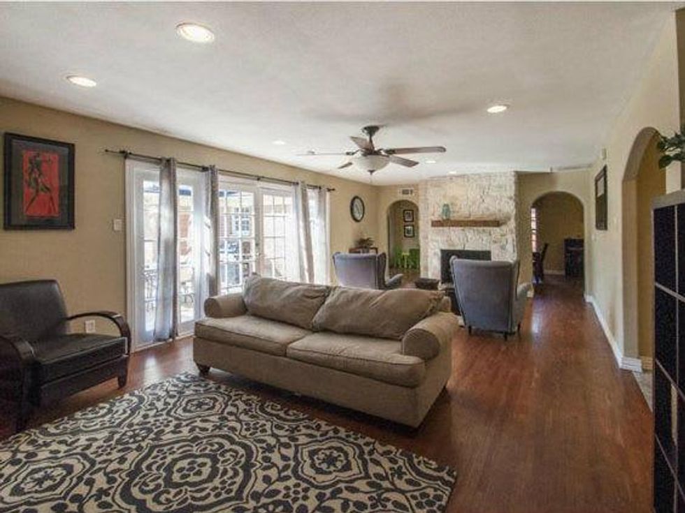 Living room at 806 Knoll in Dallas