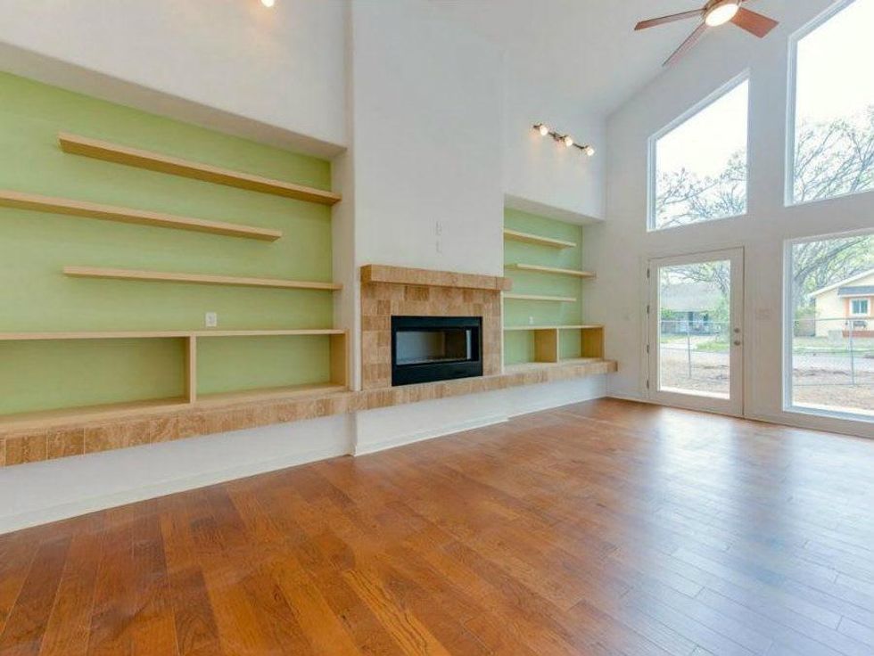 Living room at 8702 San Fernando in Dallas