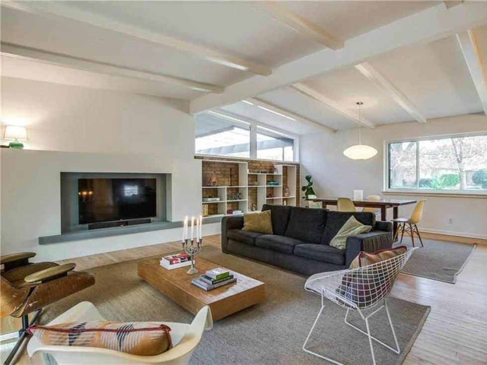 Lochwood Home for Sale