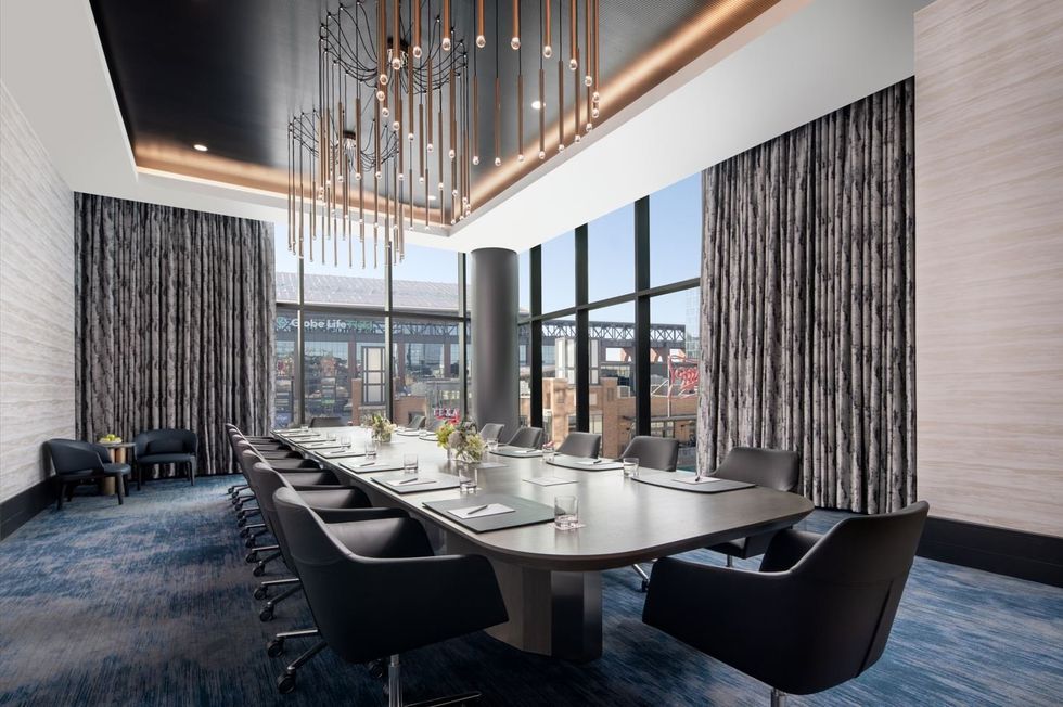 Loews Arlington Hotel