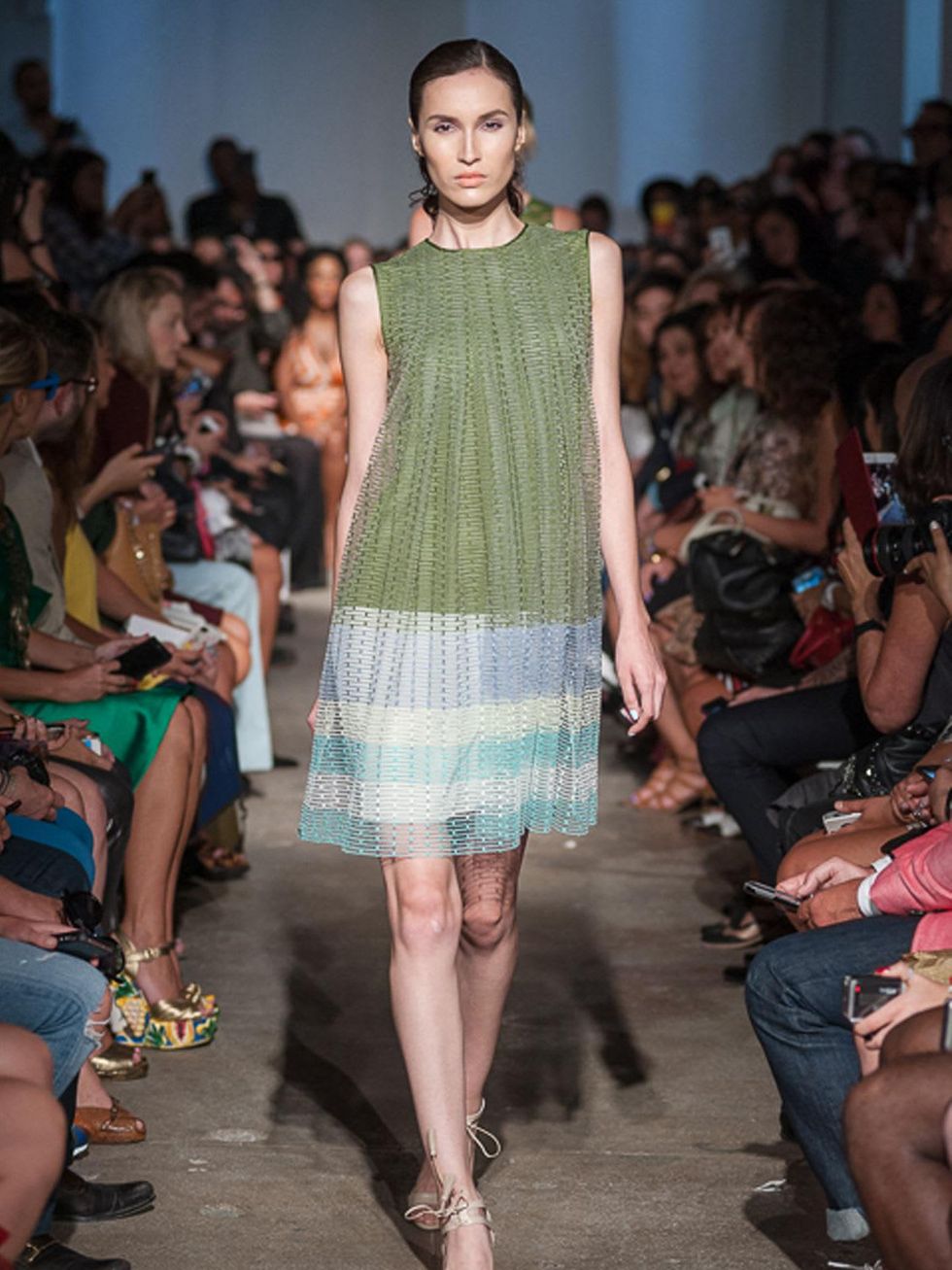 Look 43 Fashion Week spring 2014 Rolando Santana