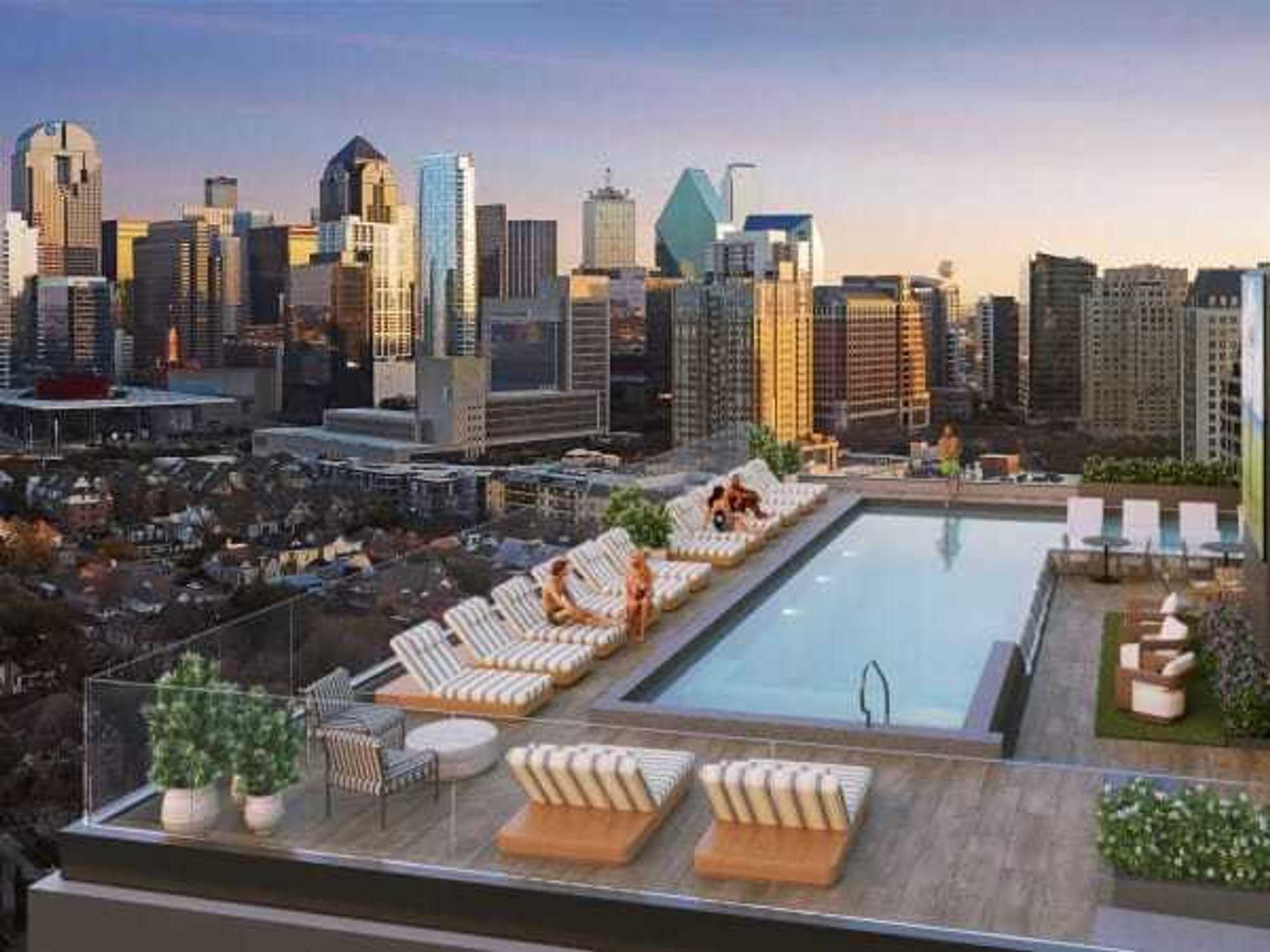 Lucille Uptown, rooftop pool