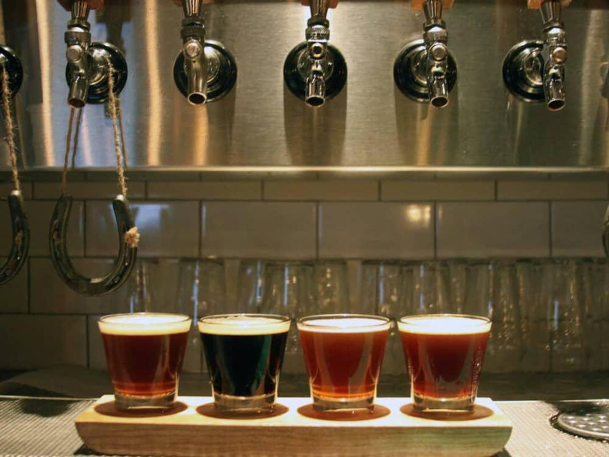 LUCK Trinity Groves beer flight