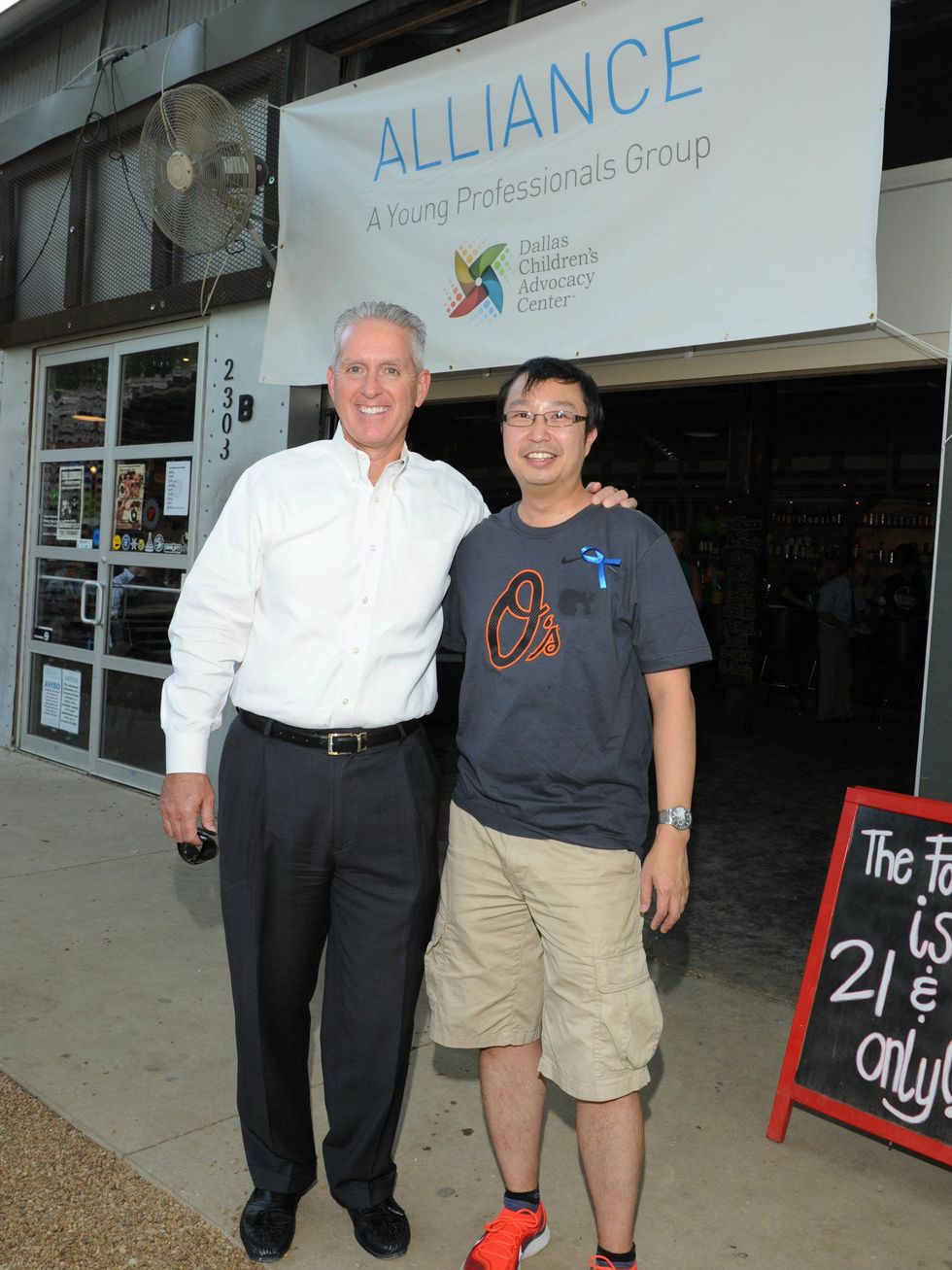 Lynn Davis, Pete Yunyongying, DCAC