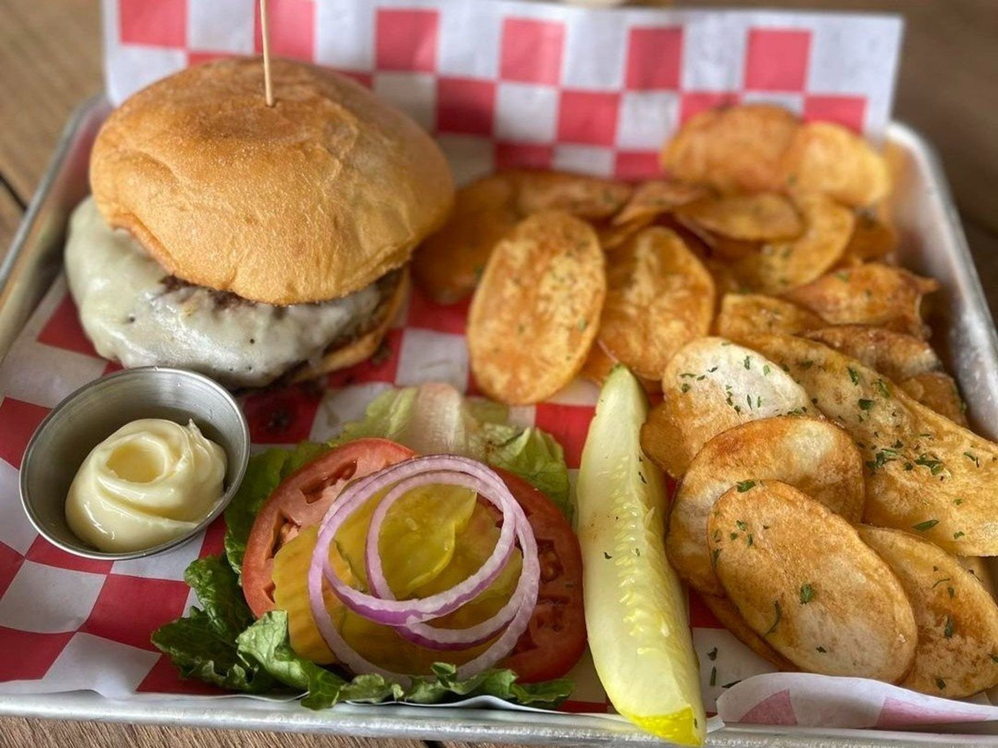 mad hatter neighborhood pub burger